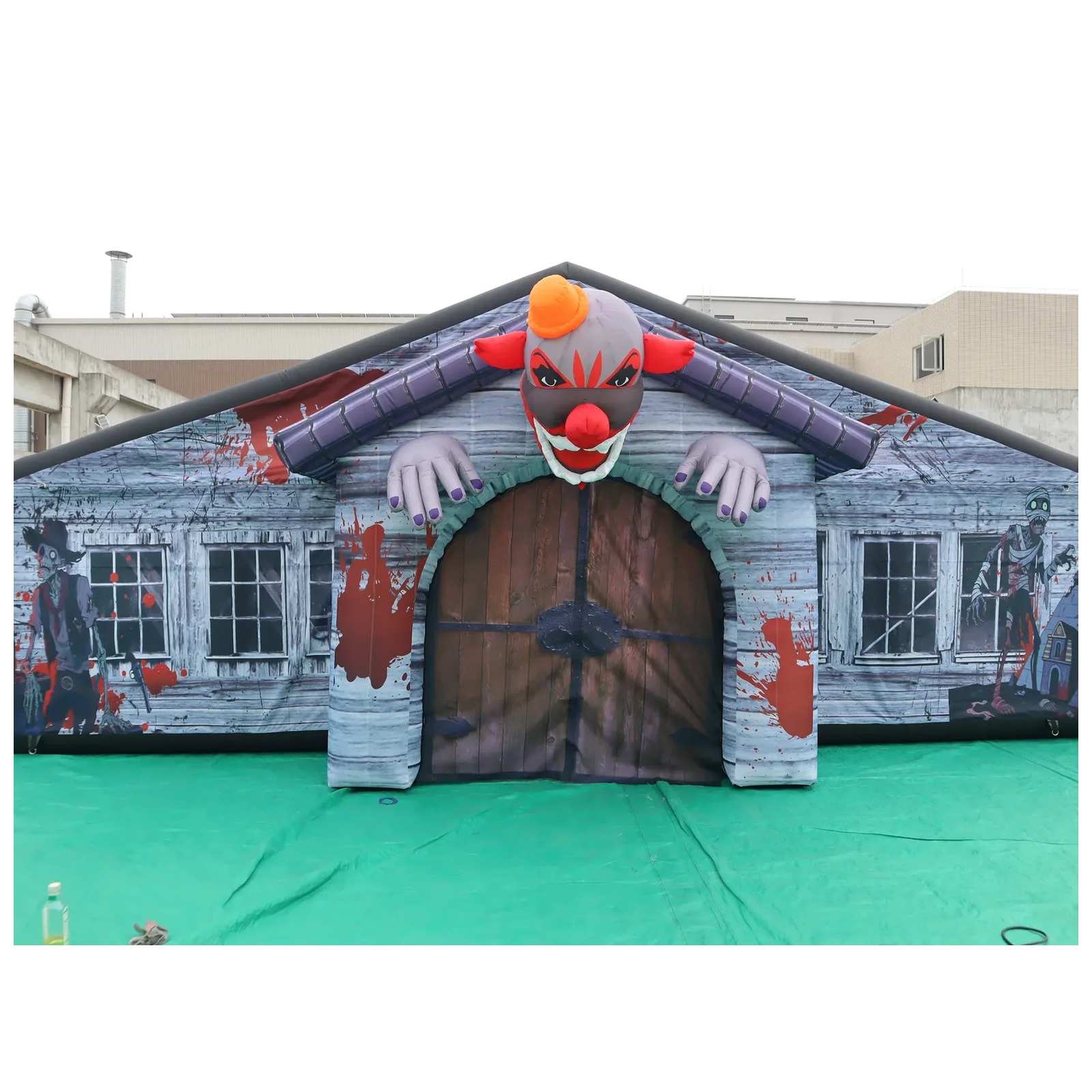 Kids Outdoor Venues - Üfleyici ile Birlikte Büyük Perili Çatılı